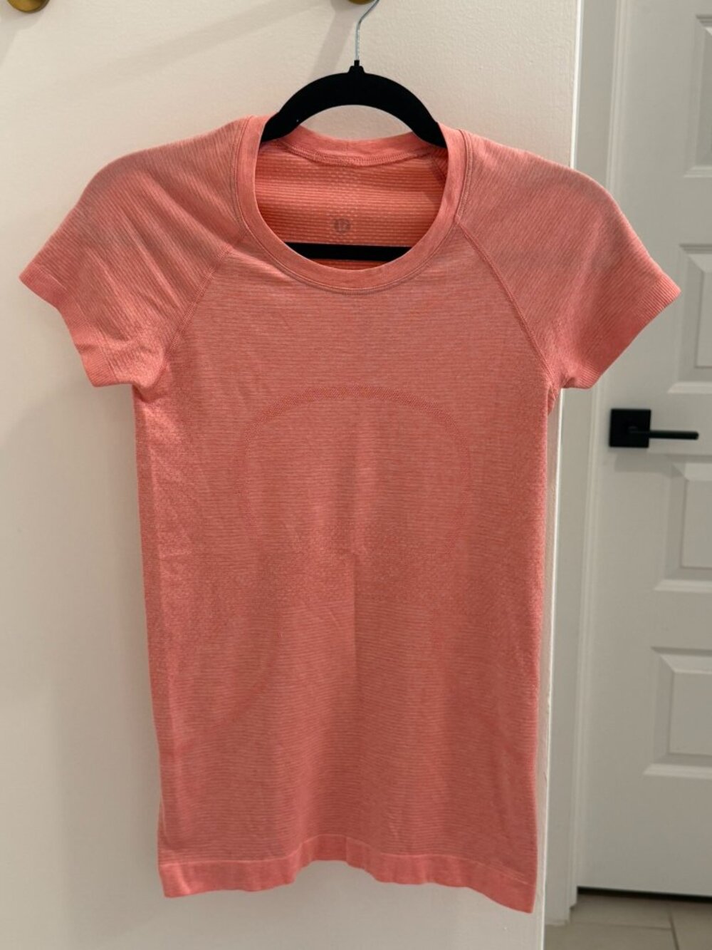 Lululemon Swiftly Tech Short-Sleeve